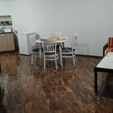 Appartement Doinovi